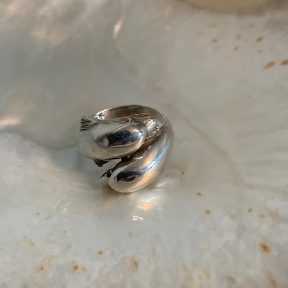 Vintage sterling silver double dolphin ring - Picture 3 of 9